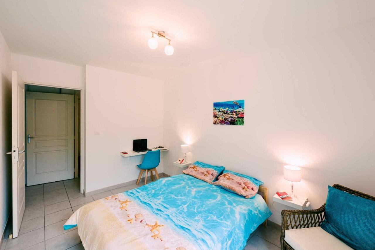Turquoise Apartment Hyères Exterior foto